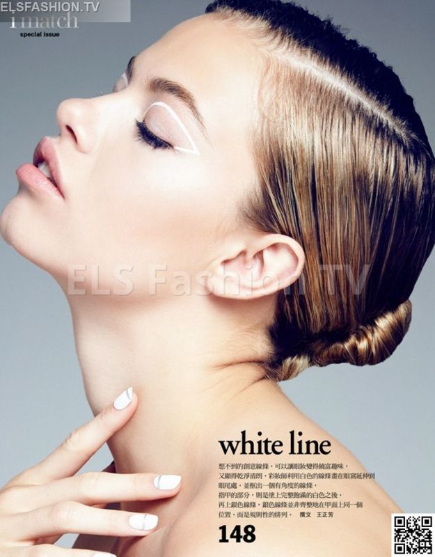 Vogue Taiwan July 2015 - Model Hailey Clauson
