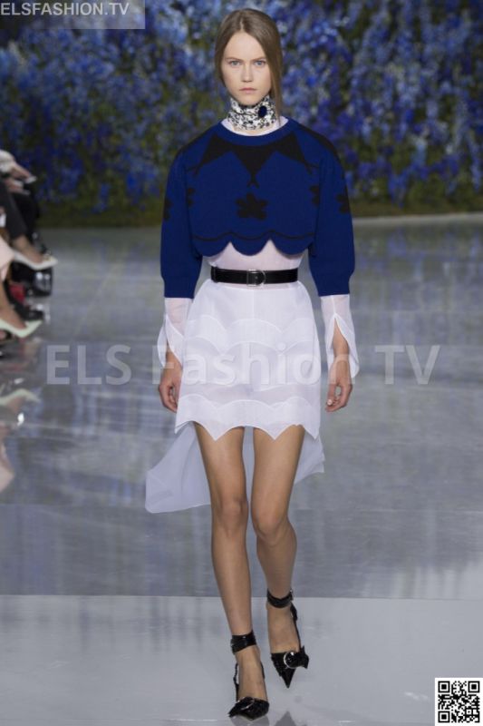 Christian Dior SS 2016 PFW access to view full gallery. #Christiandior #PFW15